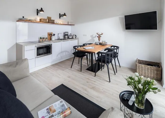 Lucia Whg 3 * ノルダーナイ